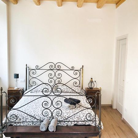 몬테 이솔라 Casa Barteei B&B 외부 사진