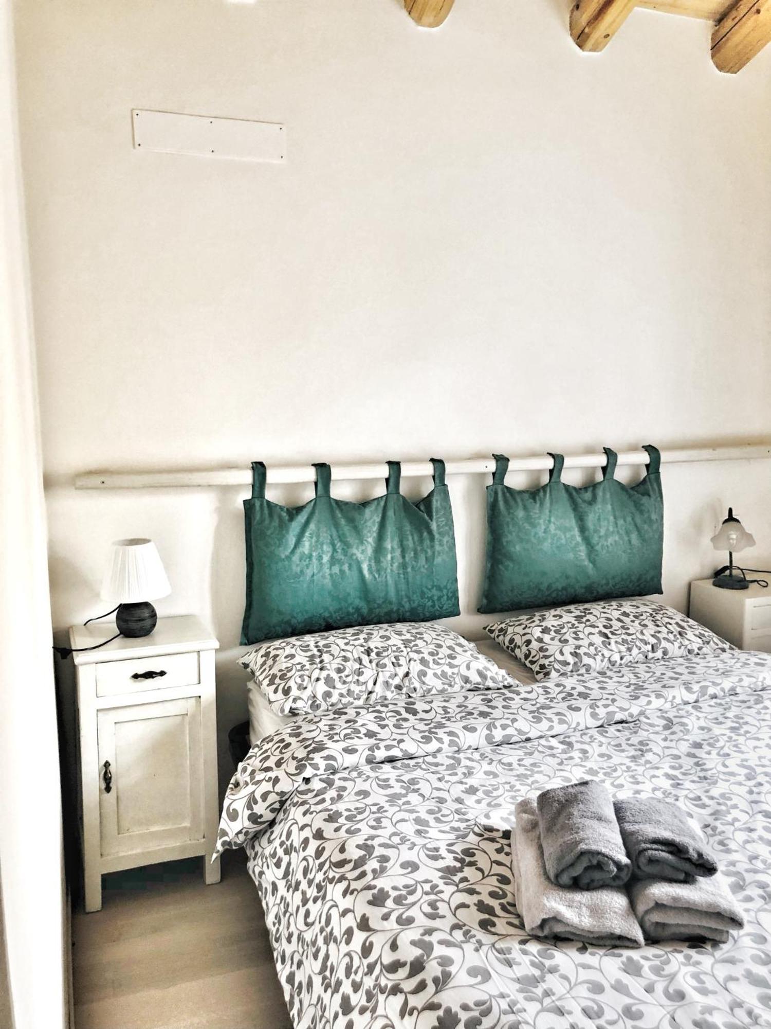 몬테 이솔라 Casa Barteei B&B 외부 사진