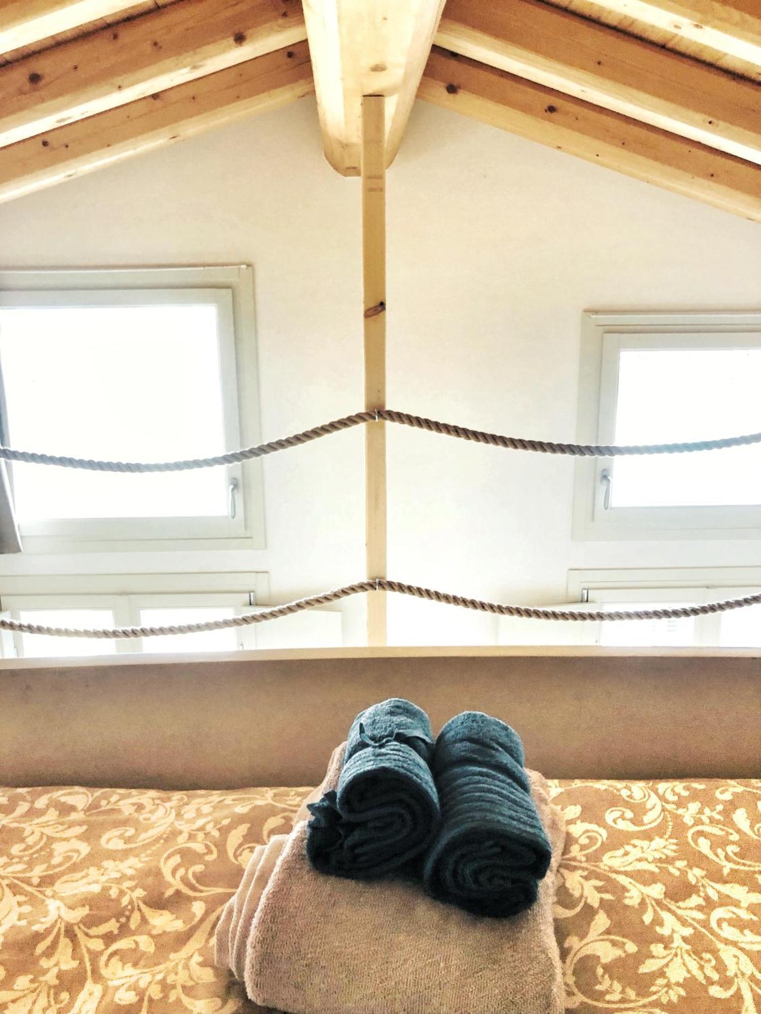 몬테 이솔라 Casa Barteei B&B 외부 사진
